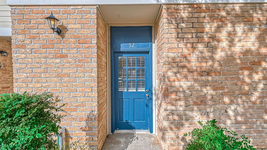 Houston 2-story, 2-bed 11710 Southlake Drive 52-idx