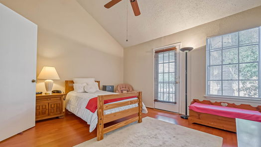 Houston 2-story, 2-bed 11710 Southlake Drive 52-idx