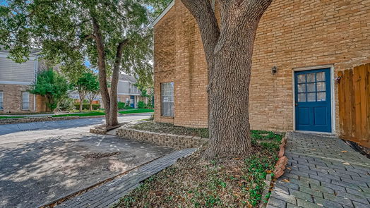 Houston 2-story, 2-bed 11710 Southlake Drive 52-idx