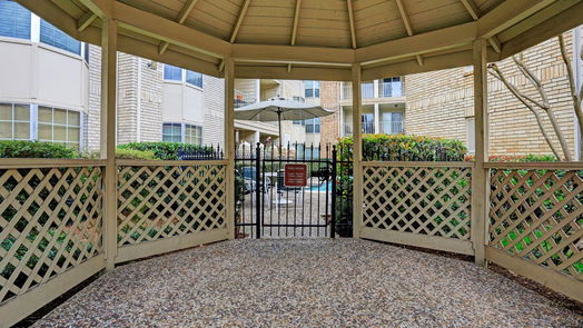 Houston 1-story, 1-bed 12550 Whittington Drive 6/610-idx