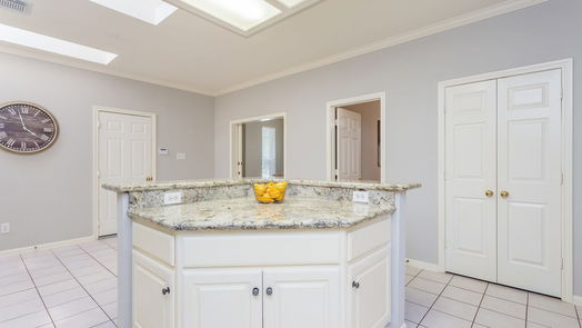 Houston 2-story, 3-bed 13830 Aspen Cove Drive-idx