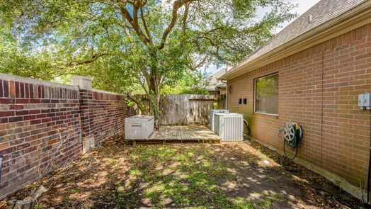 Houston 2-story, 3-bed 13830 Aspen Cove Drive-idx