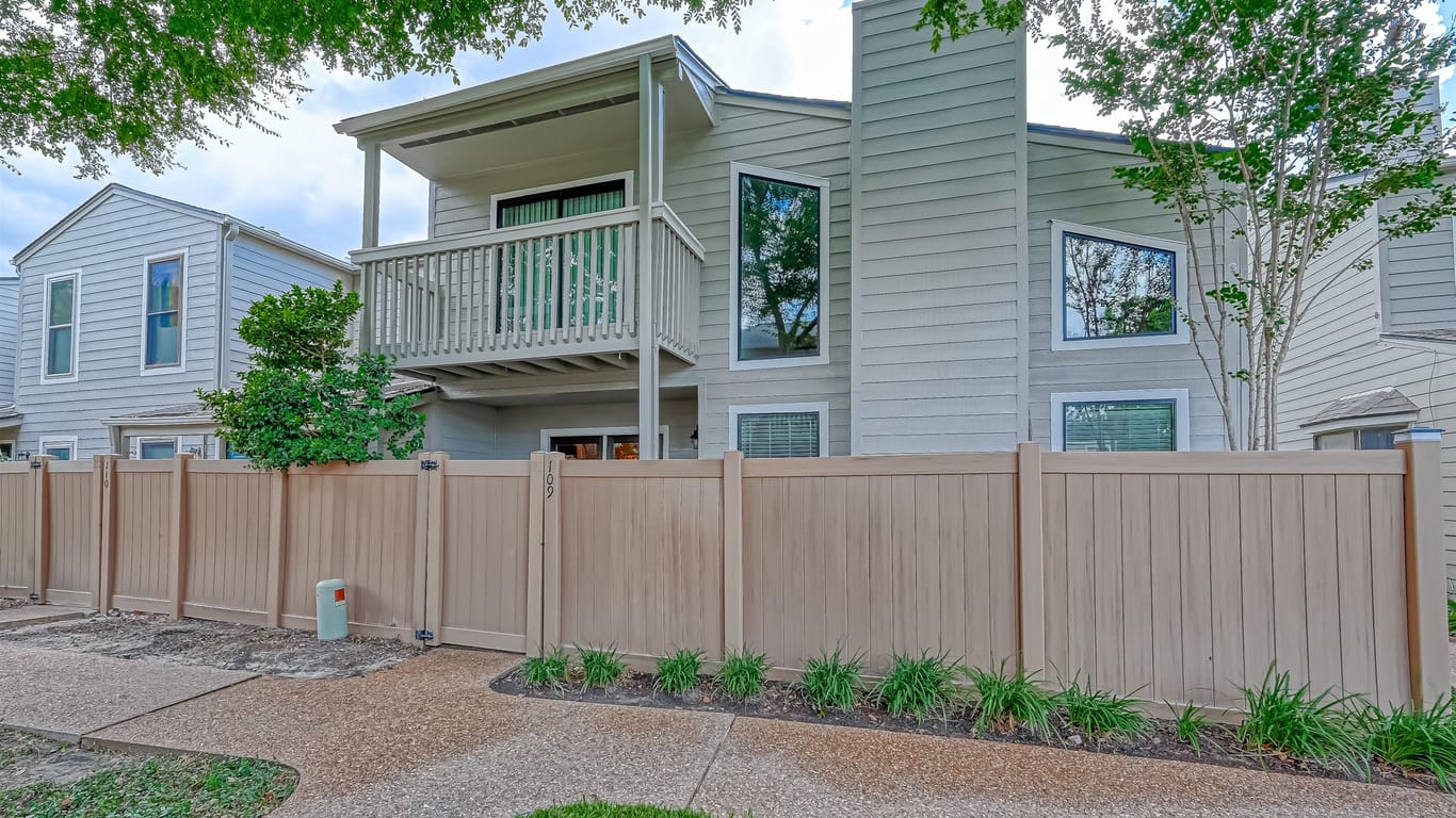 Houston 2-story, 3-bed 2379 Briarwest Boulevard 109-idx