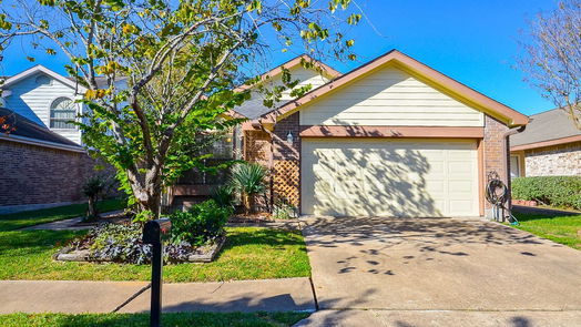 Houston 1-story, 3-bed 1610 Rockin Drive-idx