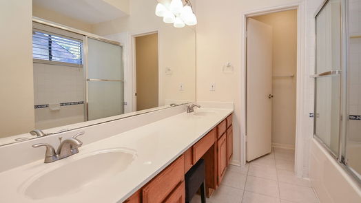 Houston 1-story, 3-bed 1610 Rockin Drive-idx