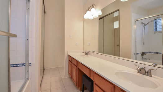 Houston 1-story, 3-bed 1610 Rockin Drive-idx