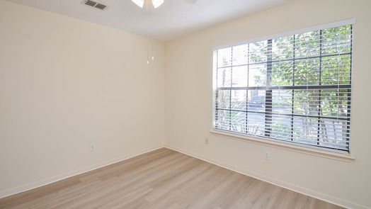 Houston 1-story, 3-bed 1610 Rockin Drive-idx