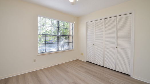 Houston 1-story, 3-bed 1610 Rockin Drive-idx