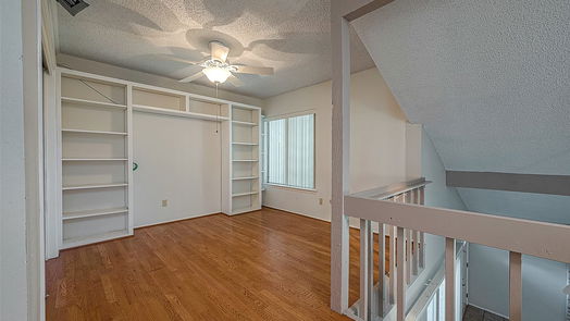 Houston 2-story, 2-bed 11535 Village Place Drive 164-idx