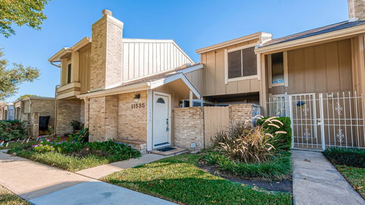 Houston 2-story, 2-bed 11535 Village Place Drive 164-idx