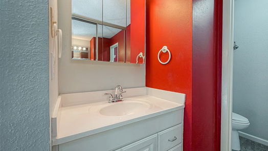 Houston 2-story, 2-bed 11535 Village Place Drive 164-idx