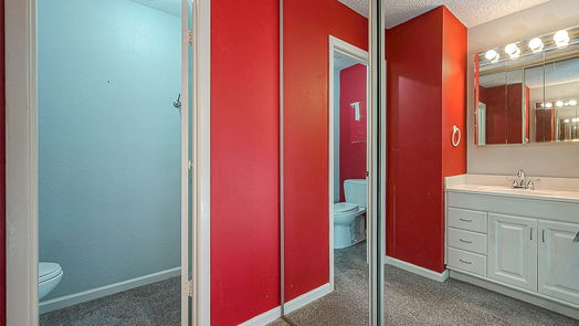 Houston 2-story, 2-bed 11535 Village Place Drive 164-idx