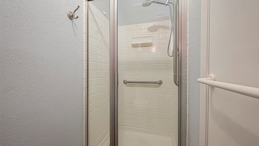 Houston 2-story, 2-bed 11535 Village Place Drive 164-idx