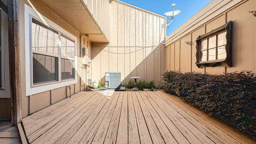 Houston 2-story, 2-bed 11535 Village Place Drive 164-idx