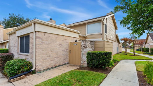 Houston 2-story, 2-bed 2336 Woodland Park Drive 114-idx
