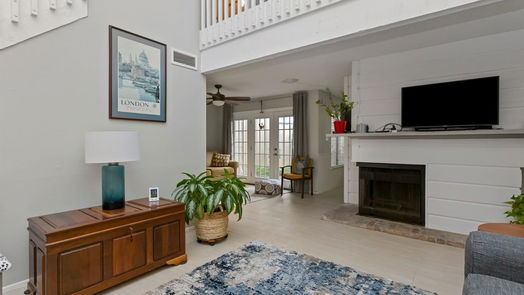 Houston 2-story, 2-bed 2336 Woodland Park Drive 114-idx