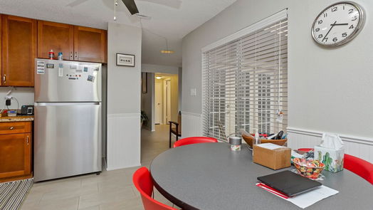 Houston 2-story, 2-bed 2336 Woodland Park Drive 114-idx