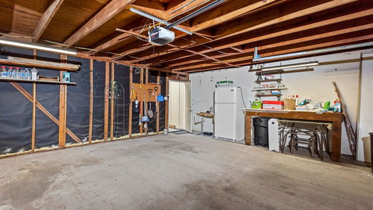 Houston 2-story, 2-bed 2336 Woodland Park Drive 114-idx