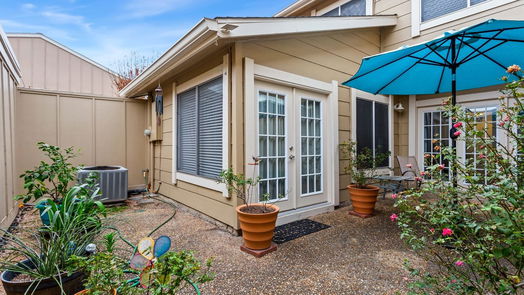 Houston 2-story, 2-bed 2336 Woodland Park Drive 114-idx