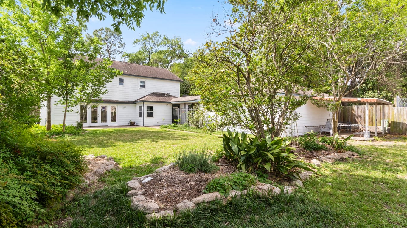 Houston 2-story, 4-bed 14306 Chevy Chase Drive-idx