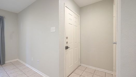 Houston 1-story, 2-bed 12550 Whittington Drive 411-idx