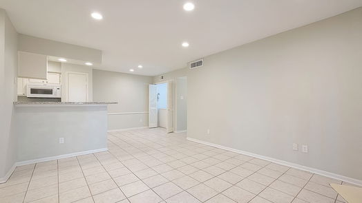 Houston 1-story, 2-bed 12550 Whittington Drive 411-idx