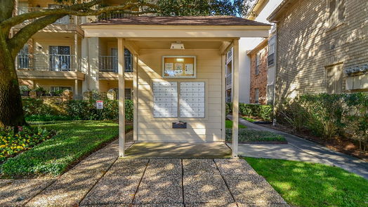 Houston 1-story, 2-bed 12550 Whittington Drive 411-idx