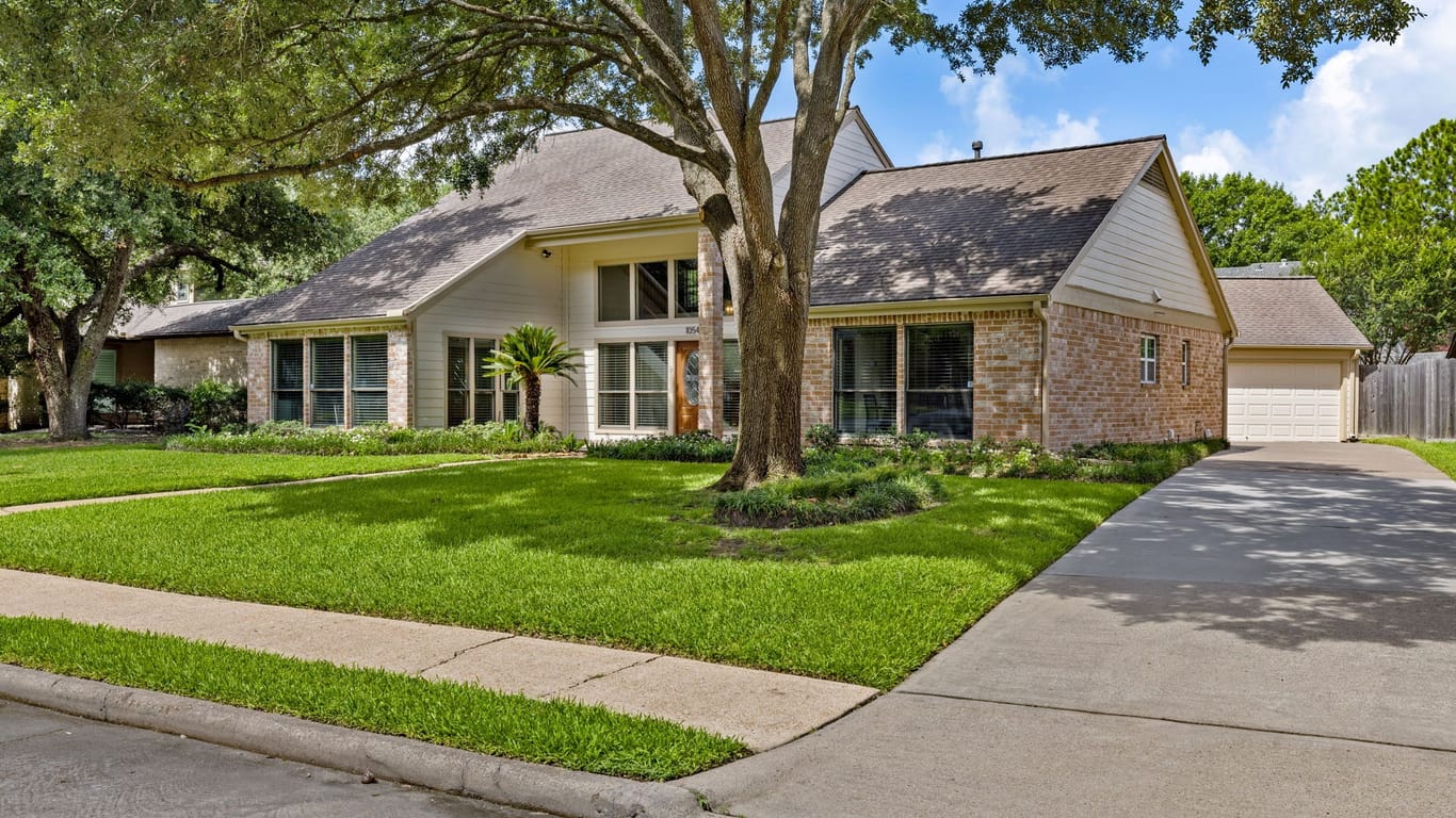 Houston 2-story, 3-bed 1054 Trapper Hill Drive-idx