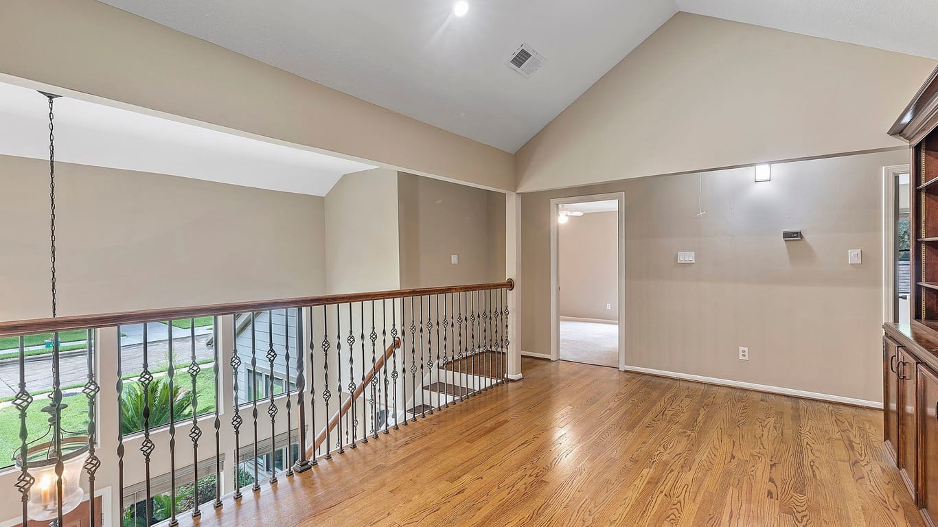 Houston 2-story, 3-bed 1054 Trapper Hill Drive-idx