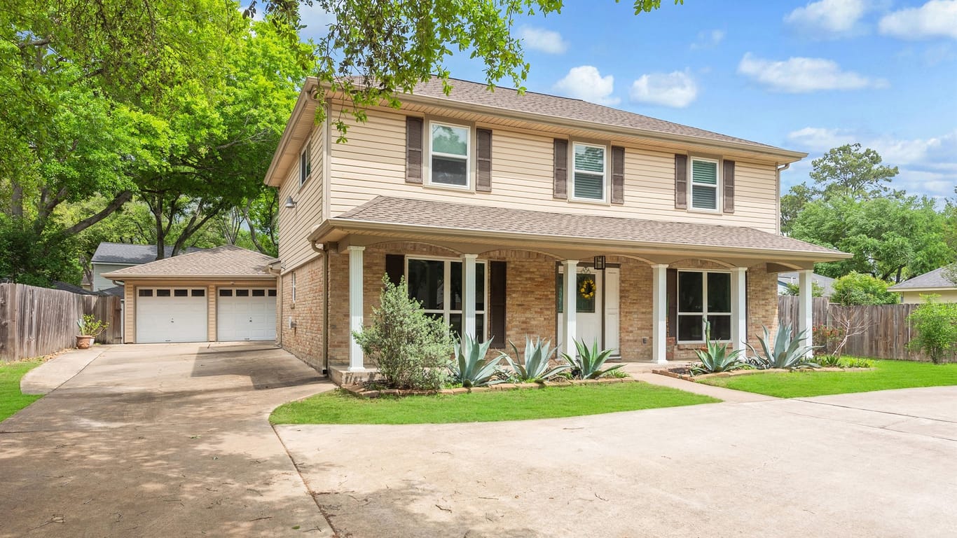 Houston 2-story, 4-bed 12414 Briar Forest Drive-idx