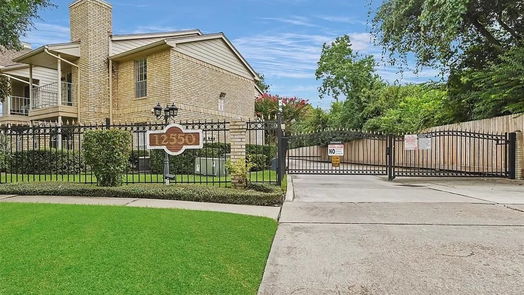 Houston 1-story, 2-bed 12550 Whittington Drive 4/409-idx