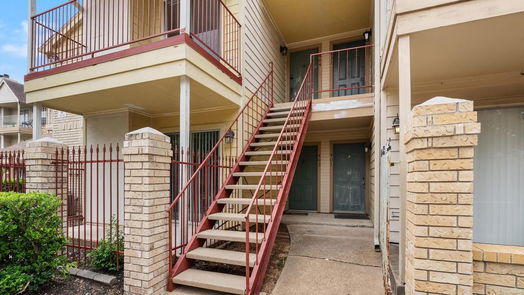 Houston 1-story, 1-bed 12550 Whittington Drive 404-idx