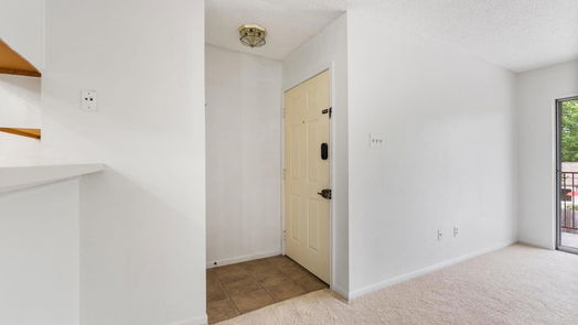 Houston 1-story, 1-bed 12550 Whittington Drive 404-idx