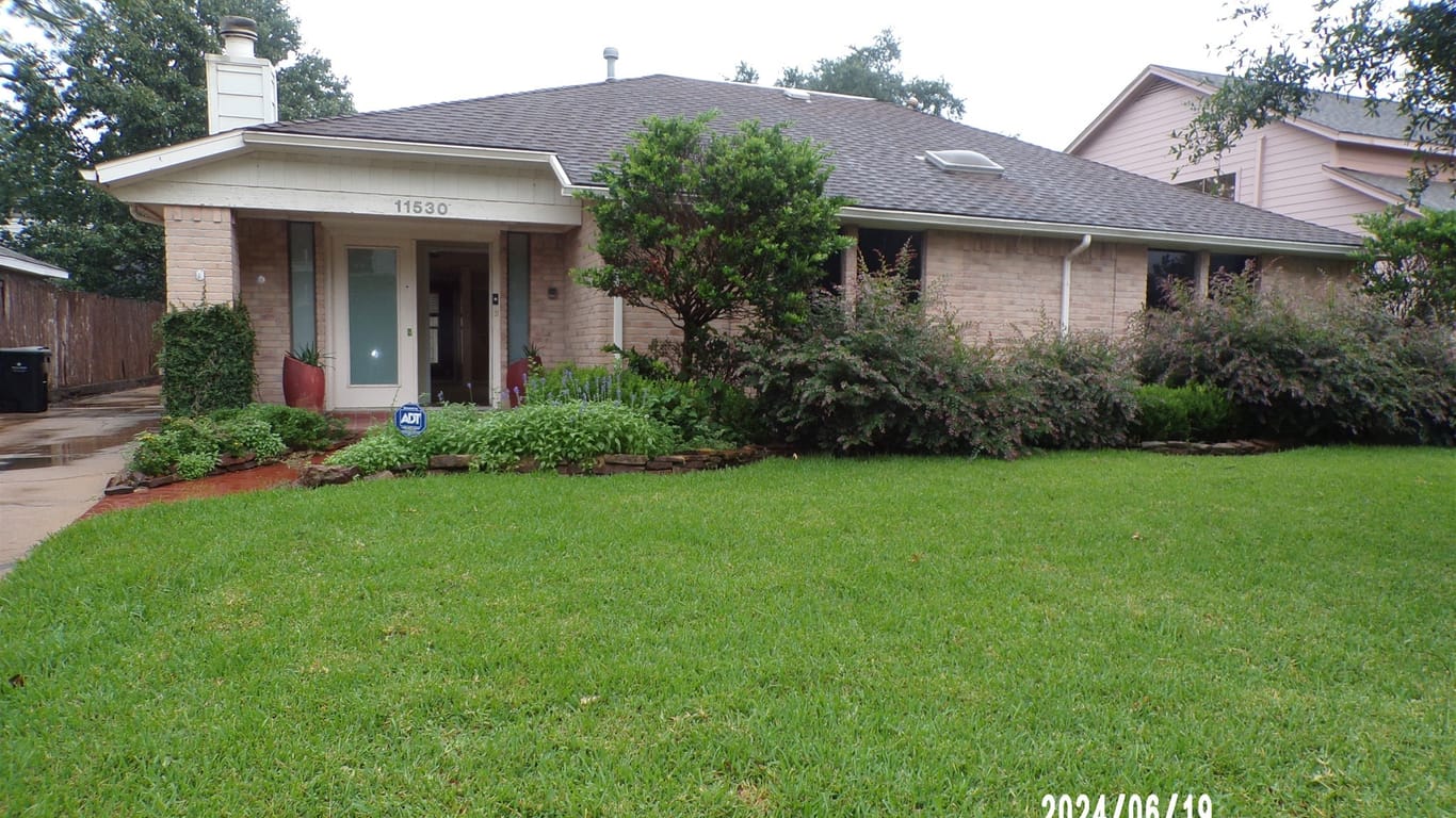 Houston 1-story, 3-bed 11530 Wickersham Lane-idx