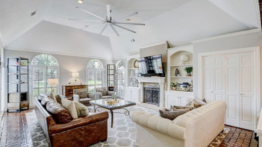 Houston 2-story, 4-bed 11615 Cherryknoll-idx