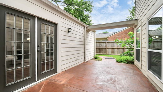 Houston 1-story, 4-bed 11902 Riverview Drive-idx