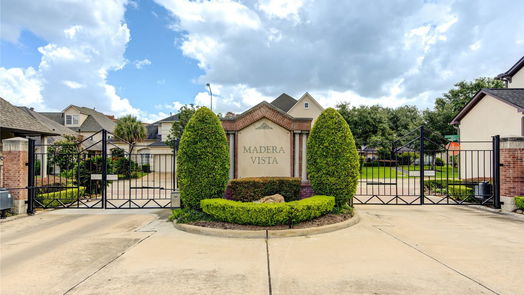 Houston 2-story, 3-bed 1126 Gardencrest Lane-idx