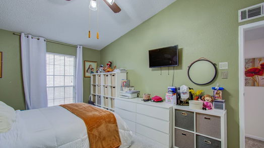 Houston 1-story, 2-bed 12550 Whittington Drive 407-idx