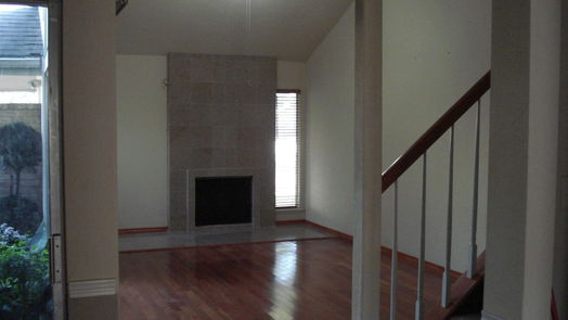 Houston 2-story, 3-bed 11673 Village Place Drive 253-idx