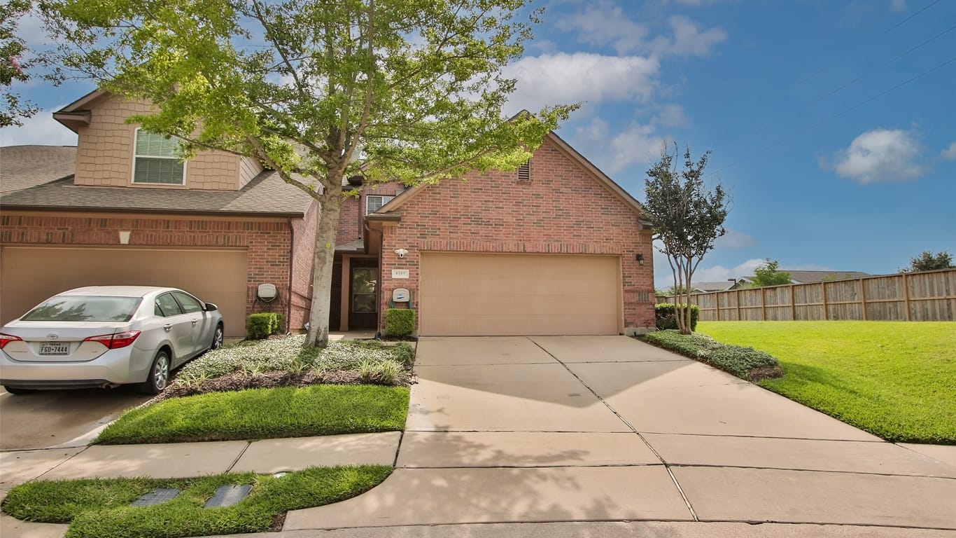 Houston 2-story, 3-bed 1327 Glenwood Canyon Lane-idx