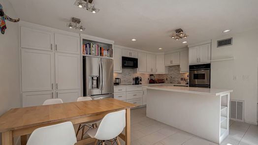 Houston 2-story, 3-bed 11538 Riverview Drive 39-idx