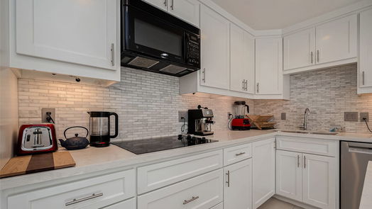 Houston 2-story, 3-bed 11538 Riverview Drive 39-idx