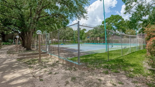 Houston 2-story, 3-bed 11538 Riverview Drive 39-idx