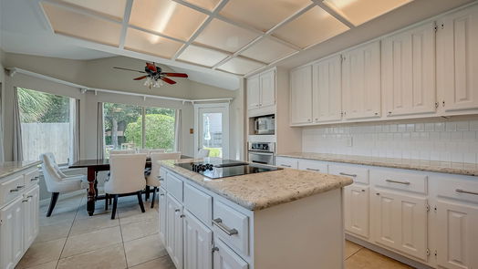 Houston 1-story, 3-bed 13111 Ivyside Drive-idx