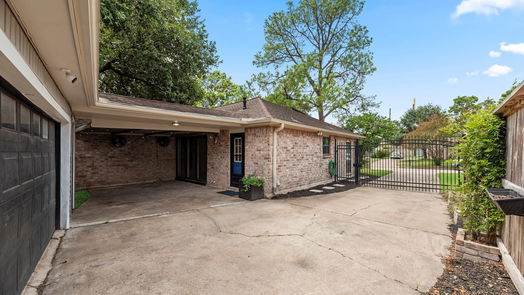 Houston 1-story, 4-bed 2219 Briarview Drive-idx