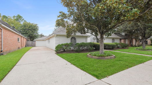 Houston 2-story, 4-bed 11618 Brookspring Drive-idx