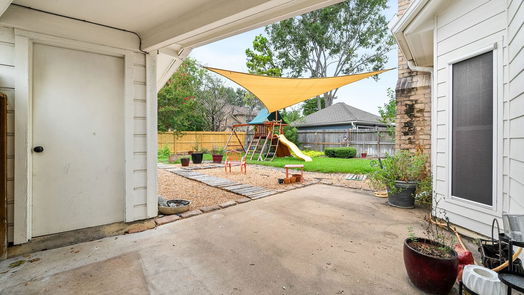 Houston 2-story, 4-bed 2110 Willowlake Drive-idx