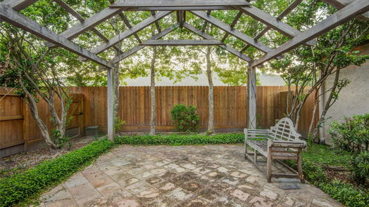 Houston 2-story, 2-bed 1418 Baldwin Square Drive-idx