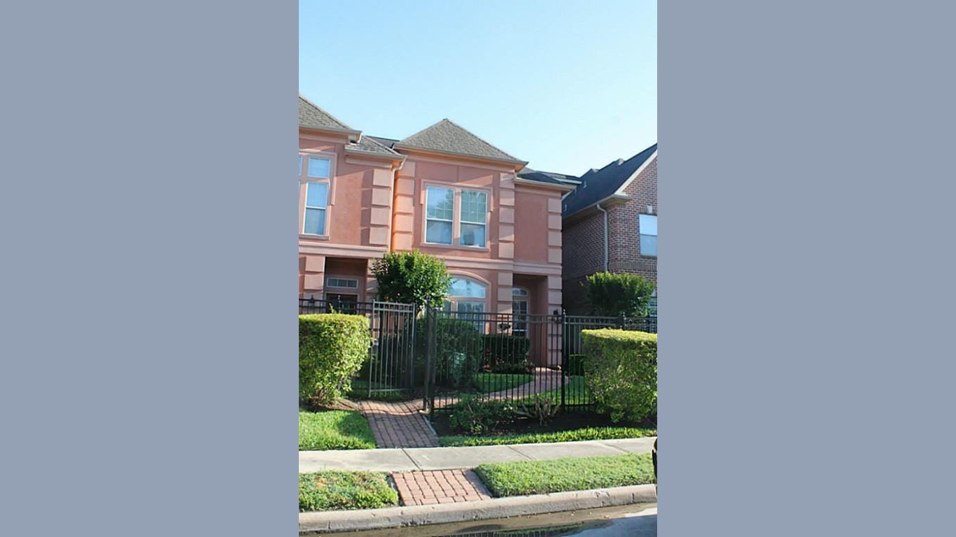 Houston 3-story, 3-bed 13639 Brookbluff Lane-idx