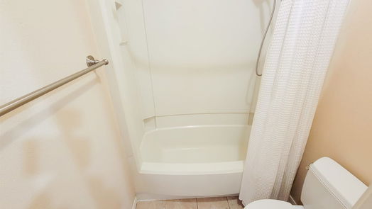 Houston 1-story, 2-bed 11813 Southlake Dr-idx